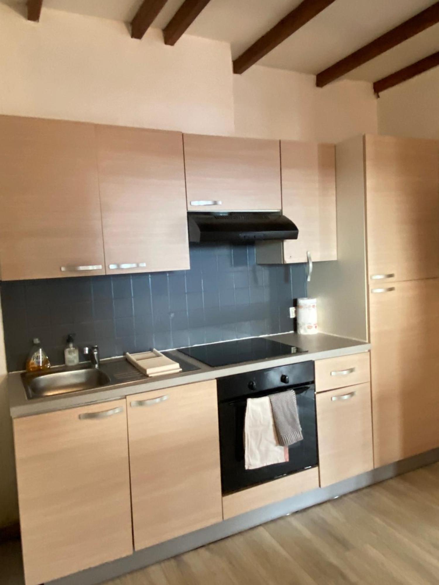 Appartement 3 Pieces Rdc Plein Centre Ville Marciac Luaran gambar