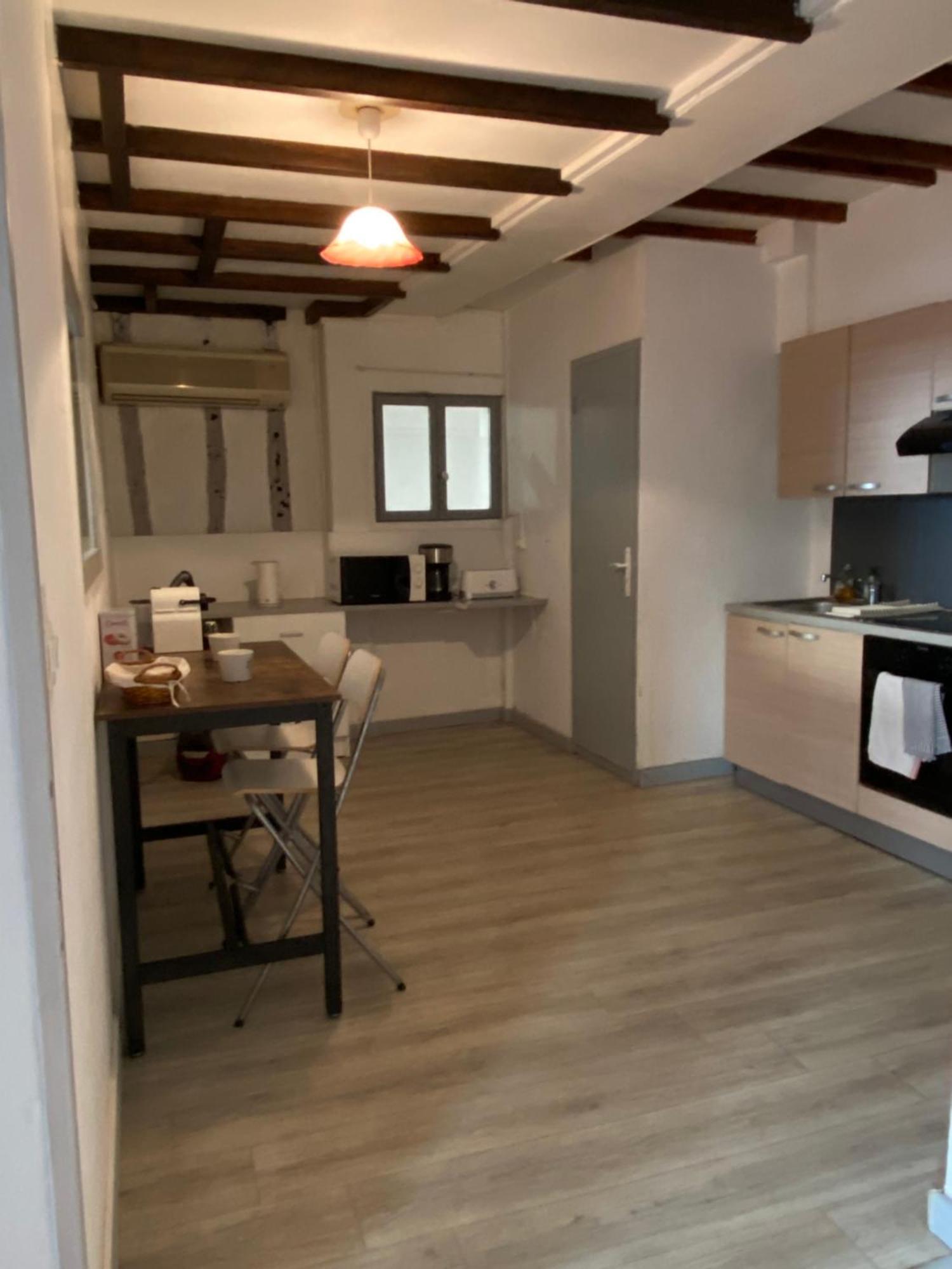 Appartement 3 Pieces Rdc Plein Centre Ville Marciac Luaran gambar
